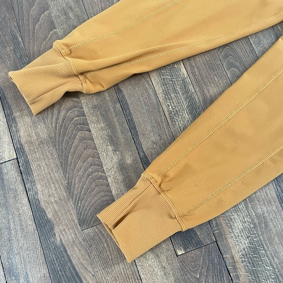 Joggers - Picture 7 of 7